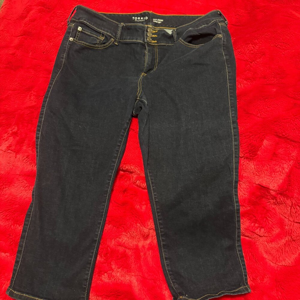 Torrid Feel the Fit Crop Jeggings